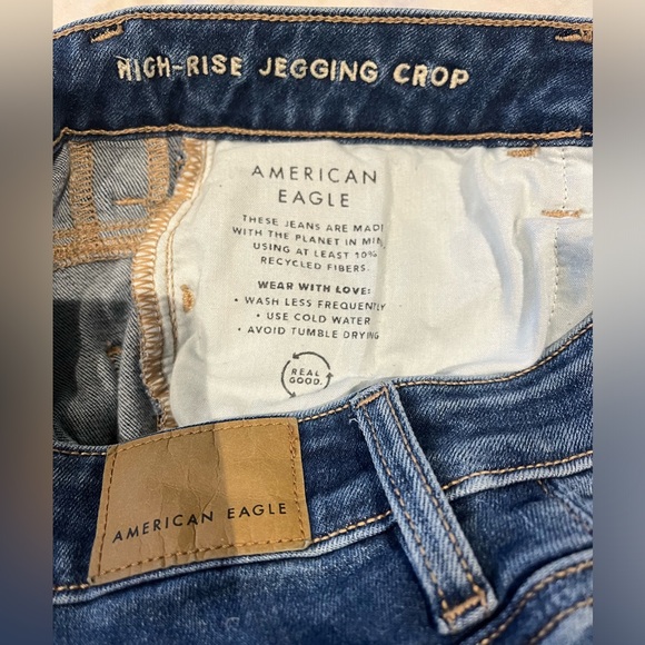 Women’s American Eagle Ripped High Waisted Jegging Crop - Picture 5 of 6